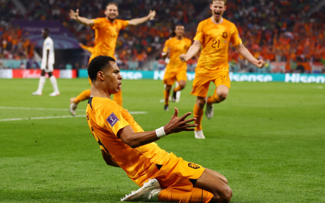 Holanda estreia na Copa com vitória sobre Senegal